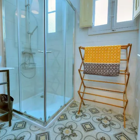Traditional & Chic 2 Bedrooms In Imcd1-1 Apartament *
