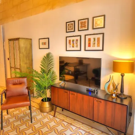 Traditional & Chic 2 Bedrooms In Imcd1-1 Apartament Valletta