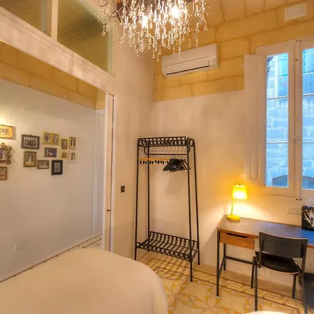 Traditional & Chic 2 Bedrooms In Imcd1-1 Valletta