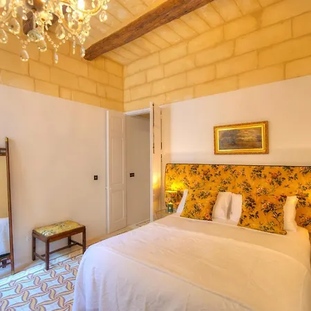 Traditional & Chic 2 Bedrooms In Imcd1-1 * Valletta