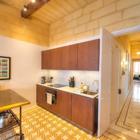 Apartment Traditional & Chic 2 Bedrooms In Imcd1-1